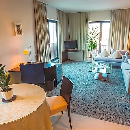 Hotel Lindenhof Tepe
