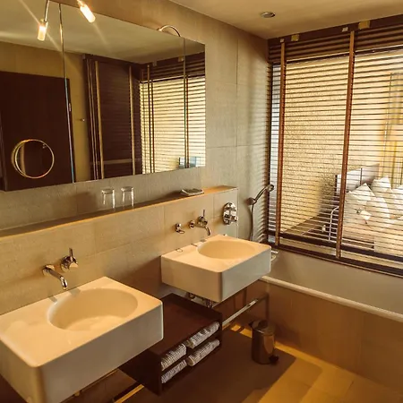 Hotel Lindenhof Tepe