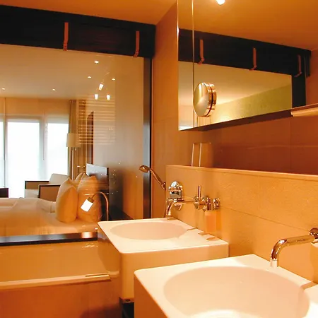 Отель Lindenhof Tepe 4*