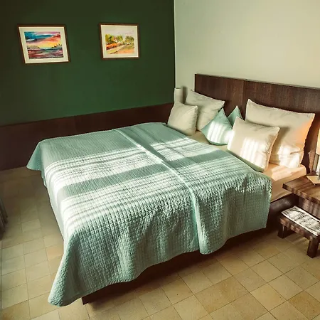 Hotel Lindenhof Tepe Damme