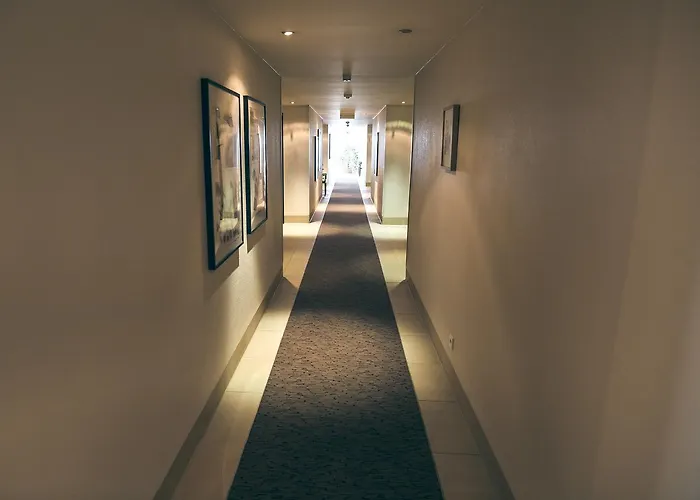 Lindenhof Tepe 4* دام