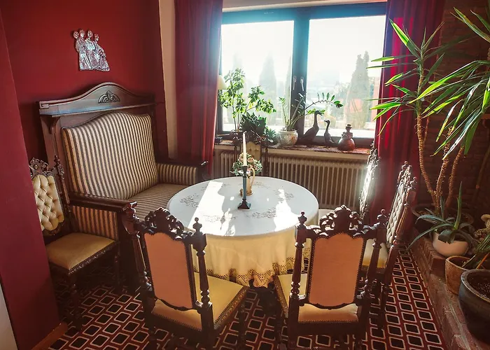 Lindenhof Tepe فندق دام