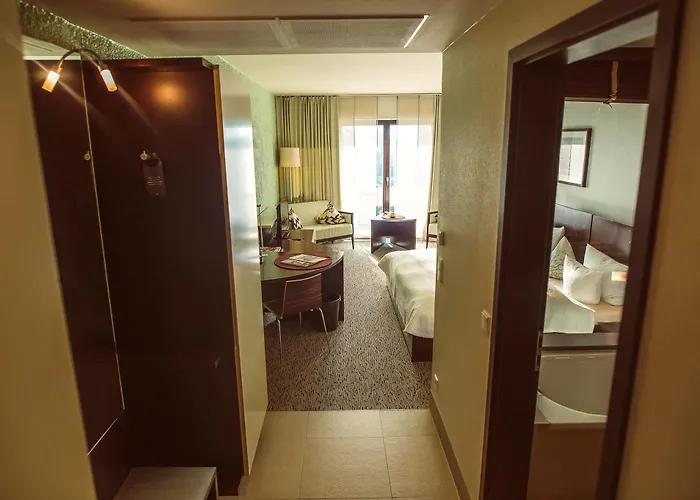 Lindenhof Tepe 4*