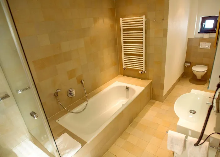 Lindenhof Tepe 4*